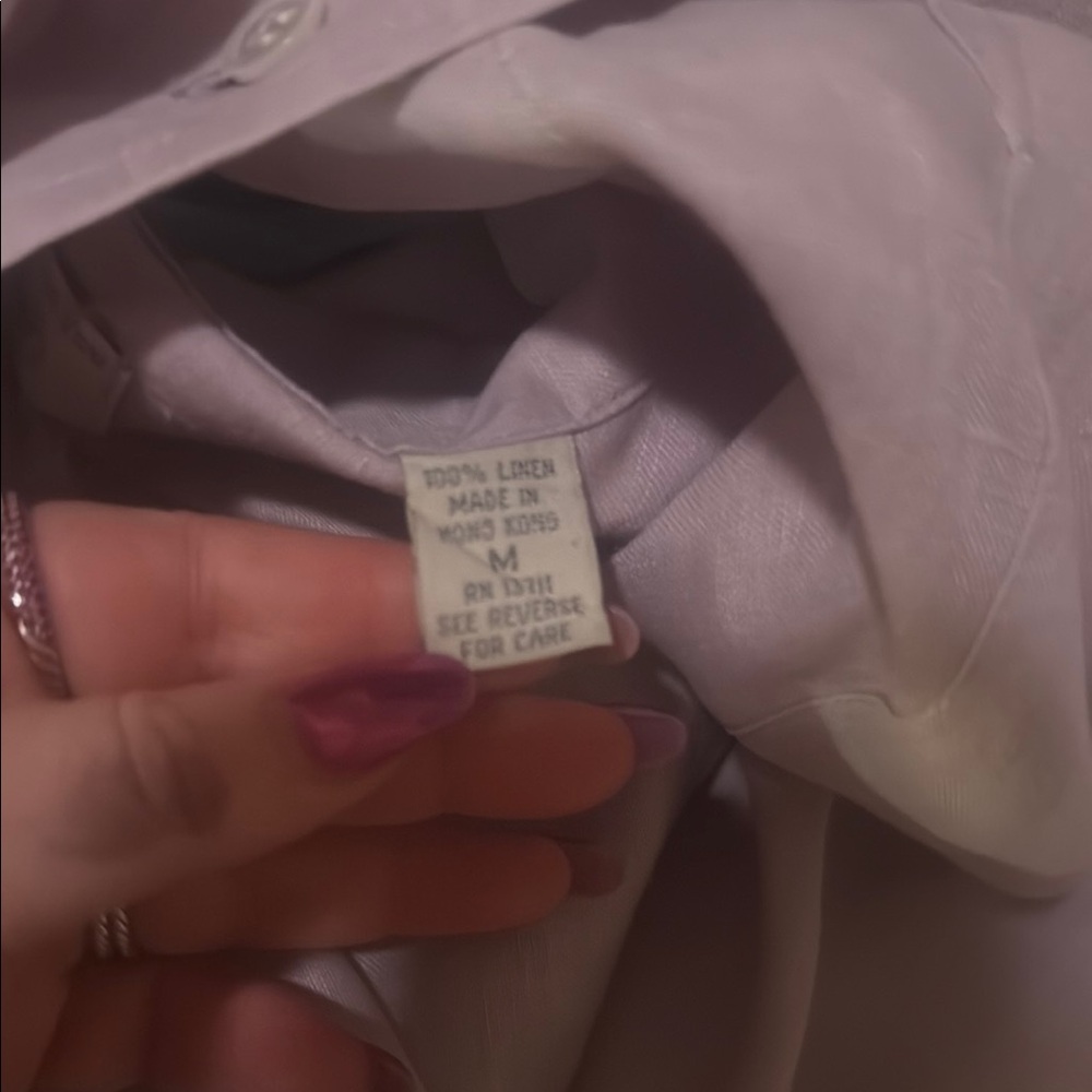 Lord & Taylor Women’s Classic Lavender Shirt M - Picture 4 of 5